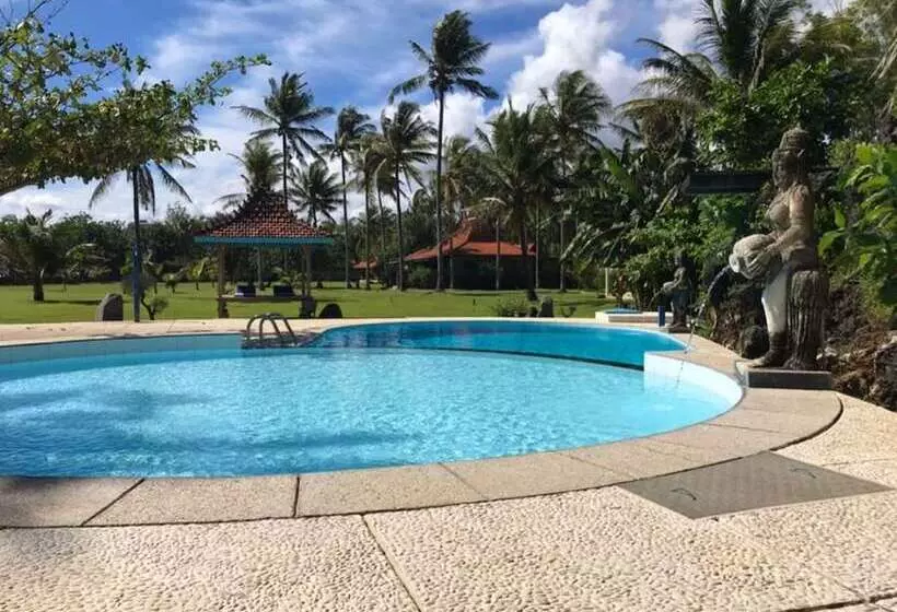 Bed and Breakfast Desa Limasan Resort