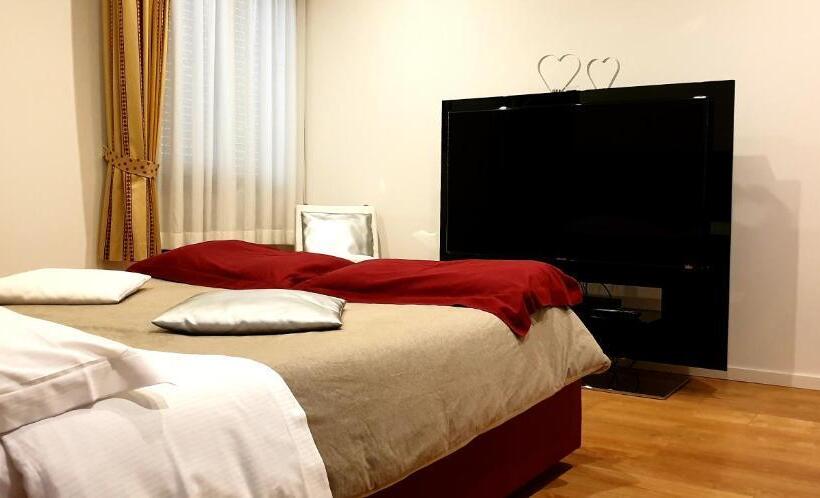 مبيت وإفطار Villa Riviera Hotel Udine