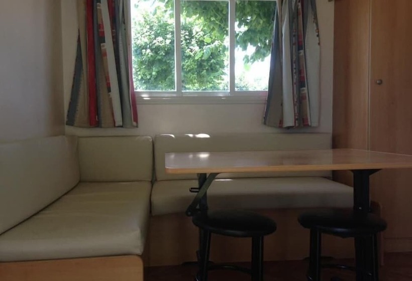 Отель Camping De Lagraulière