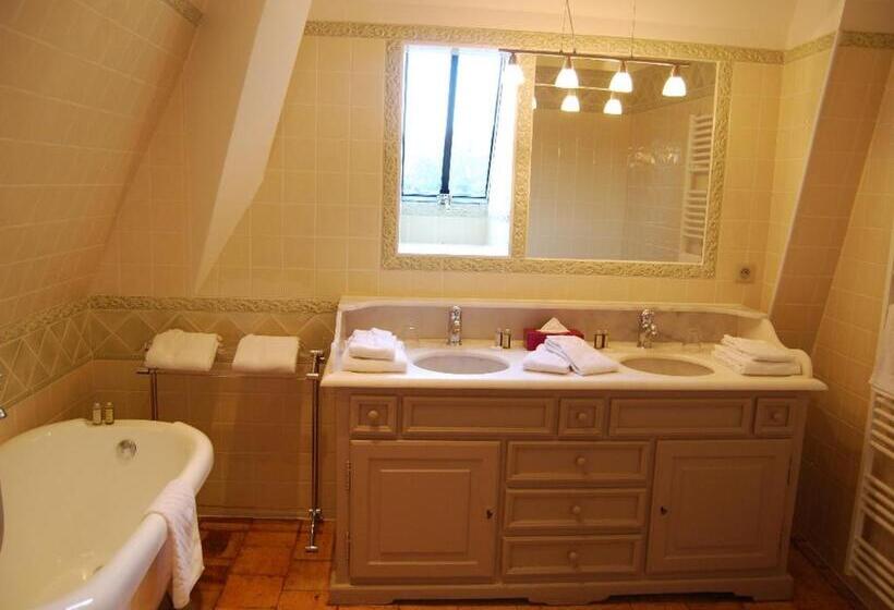 Отель Chateau Des Arpentis