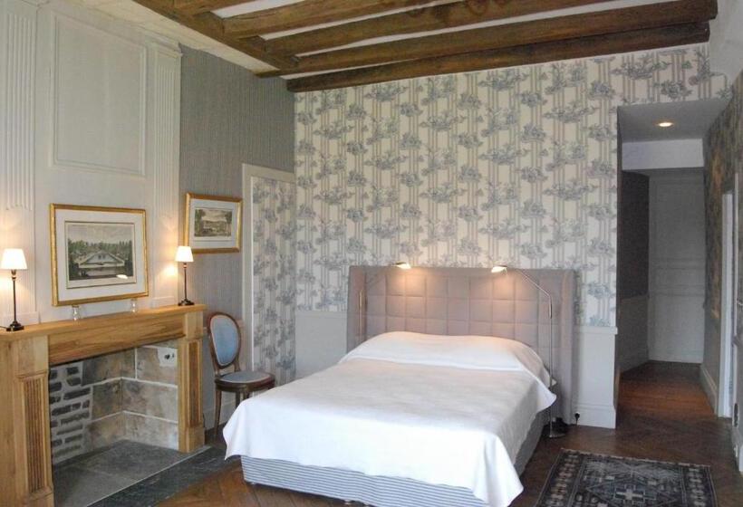 Отель Chateau Des Arpentis