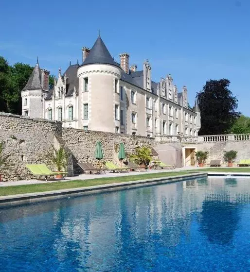 هتل Chateau Des Arpentis