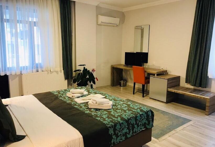 בית מלון כפרי Grand Krone