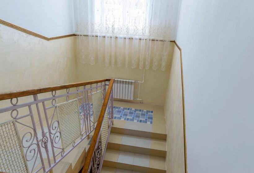 Отель Guest House Margobay