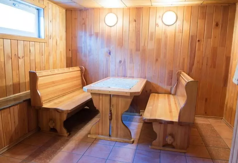 Hotelli Guest House Margobay