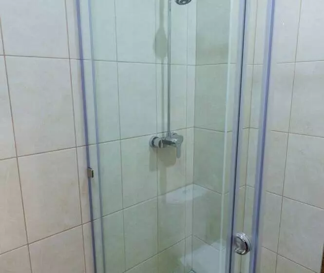 Hotelli Guest House Margobay