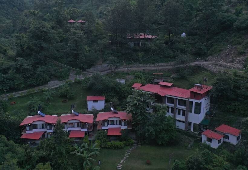 호텔 Haut Monde Hill Stream Resort And Spa