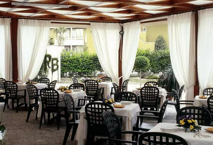 هتل Locanda Il Burchiello