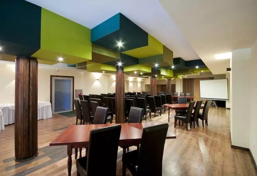 ホテル Warmia Spa