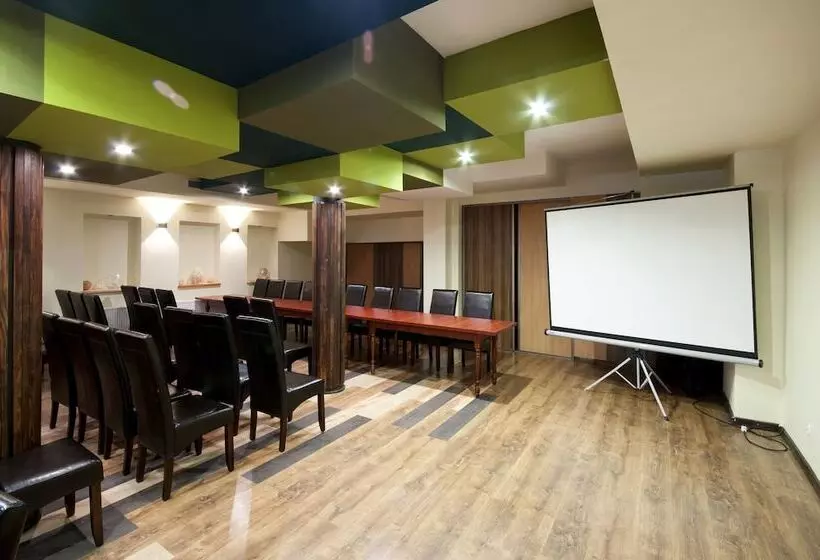 ホテル Warmia Spa