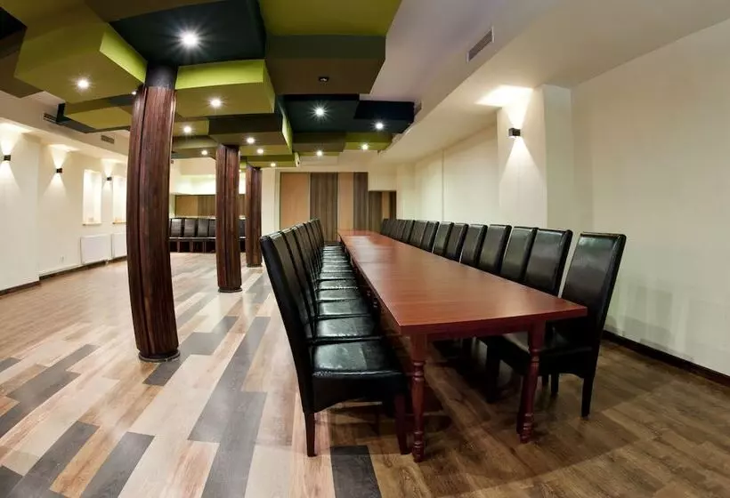 ホテル Warmia Spa