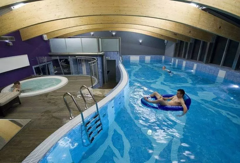 ホテル Warmia Spa