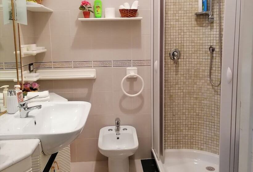 פנסיון B&b Fabra Casa Mia E Non Solo