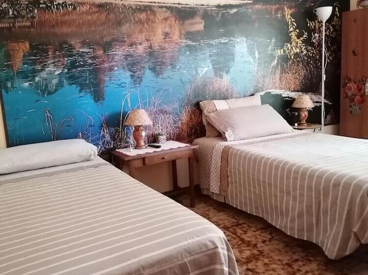 פנסיון B&b Fabra Casa Mia E Non Solo