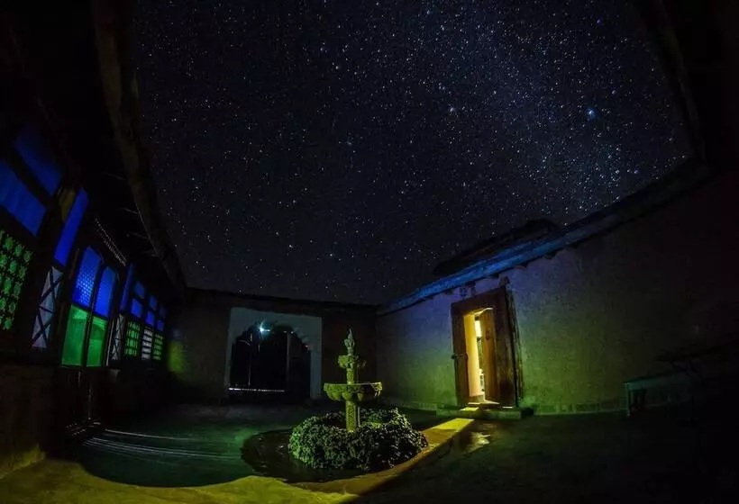 Majatalo Dar Aya Atlas