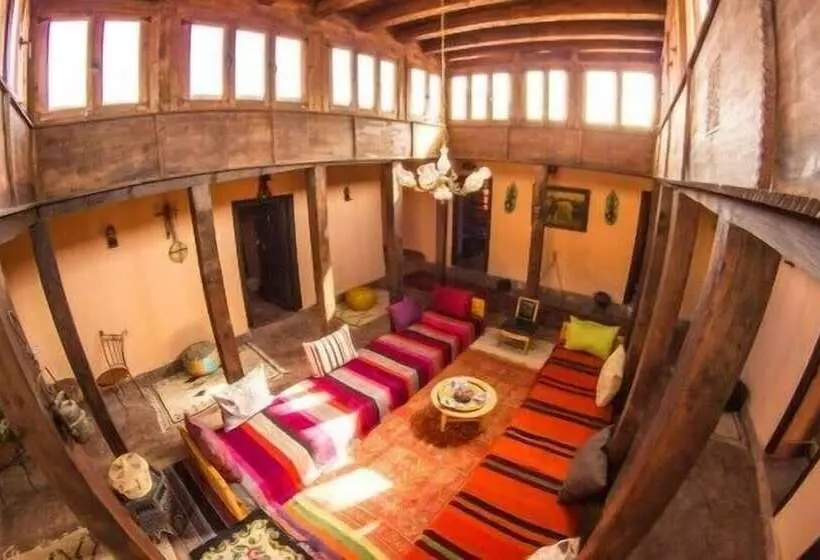 Majatalo Dar Aya Atlas