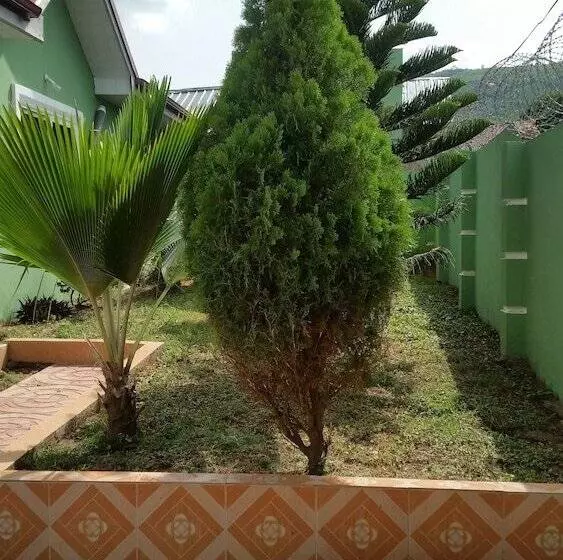 Majatalo Mac P Guesthouse