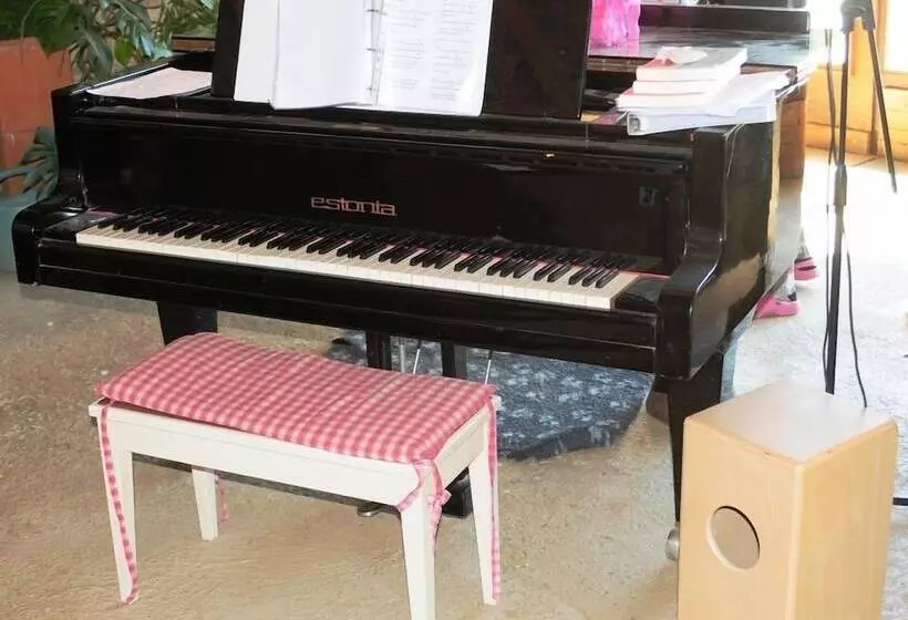 Majatalo Réserve Naturelle De Boussière