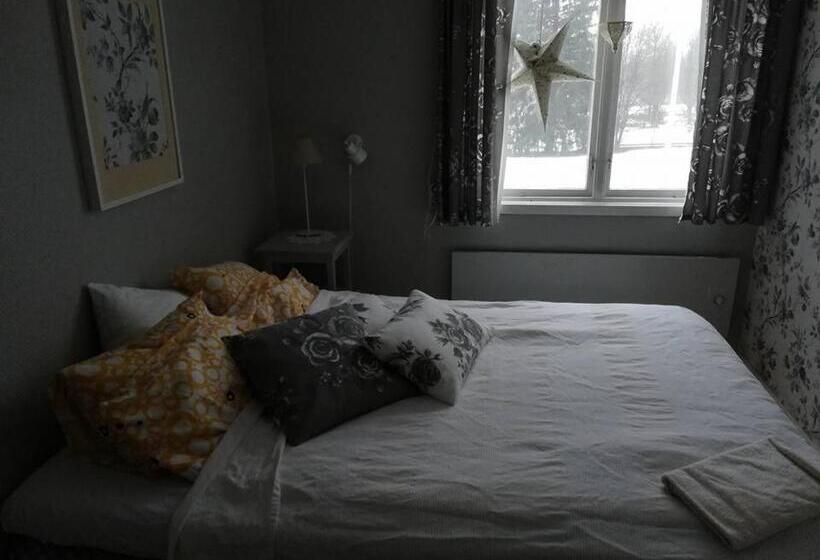 ペンション Vekhyttegården