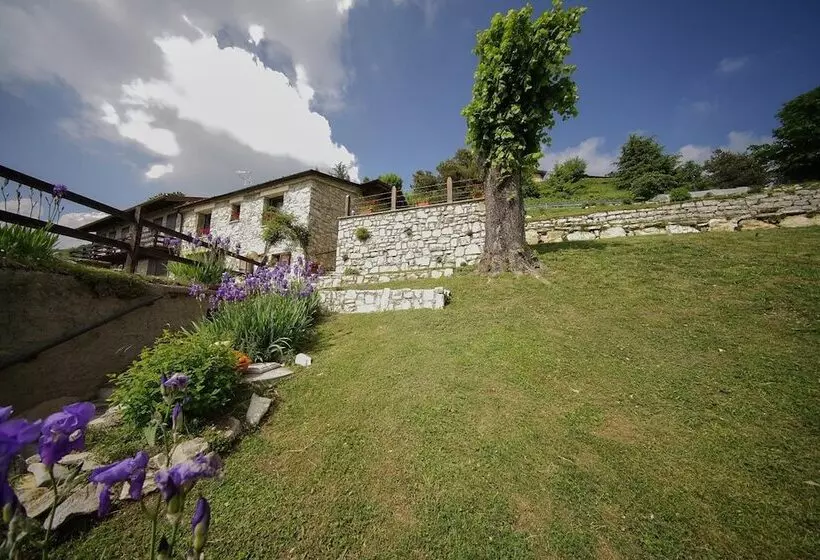 Aamiaismajoitus (B&B) Callort