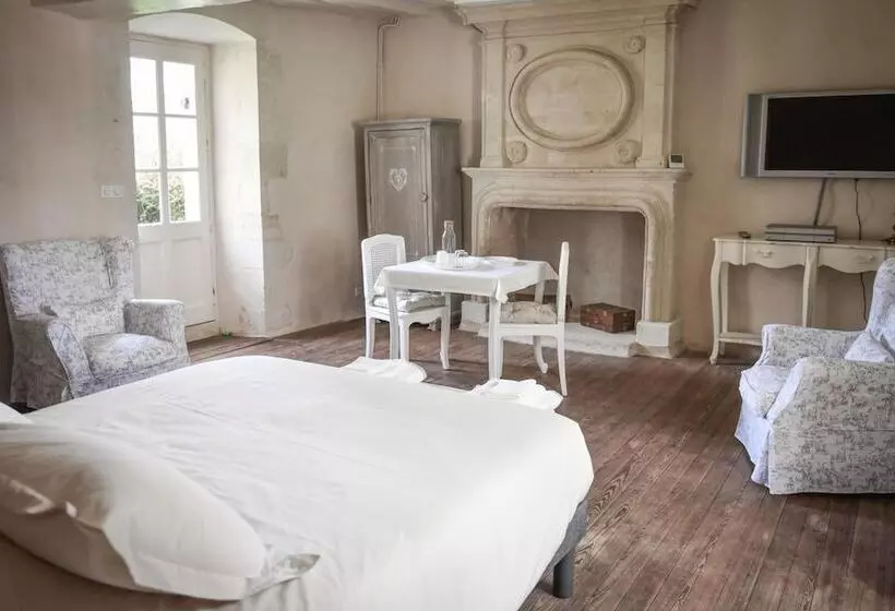 Aamiaismajoitus (B&B) Château De La Grand'cour