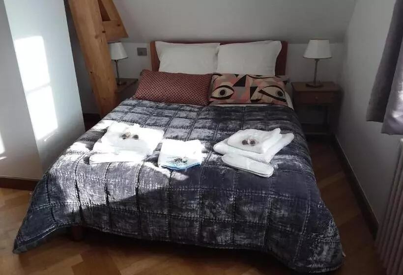 ベッドアンドブレックファースト La Charmeraie