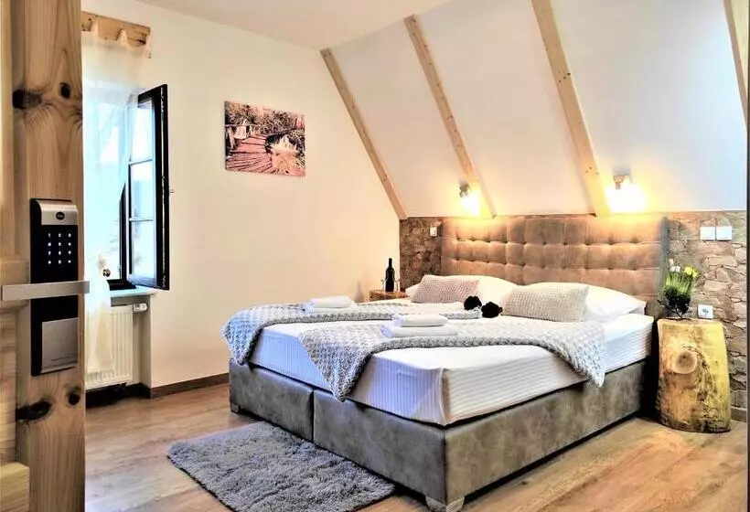 Aamiaismajoitus (B&B) Plitvice Streaming