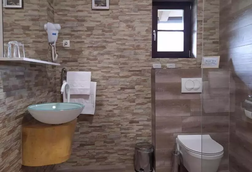 Aamiaismajoitus (B&B) Plitvice Streaming