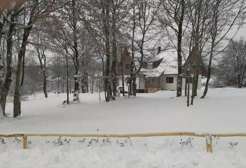 Aamiaismajoitus (B&B) Plitvice Streaming