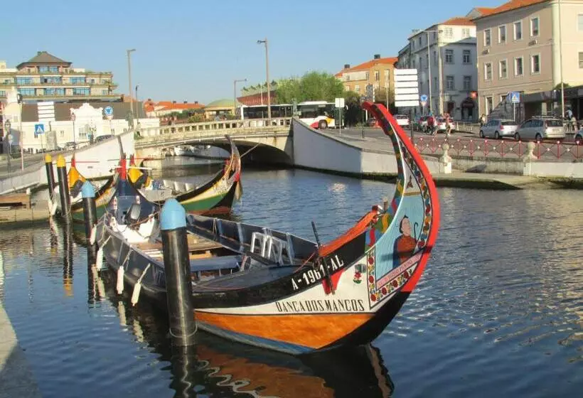 Hostelli Aveiro White House