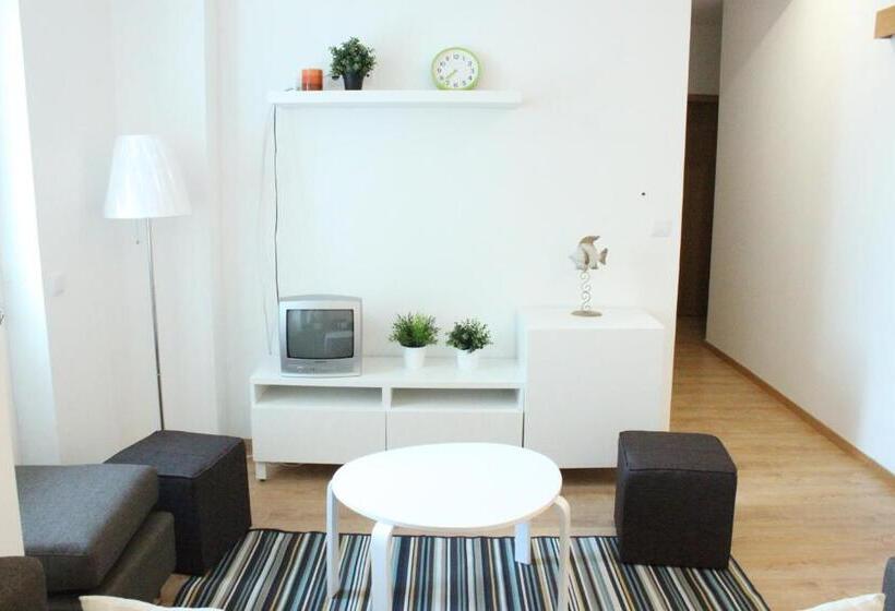 فندق فئة نجمة واحدة Aveiro White House