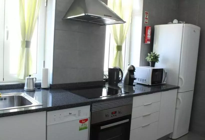 Hostelli Aveiro White House