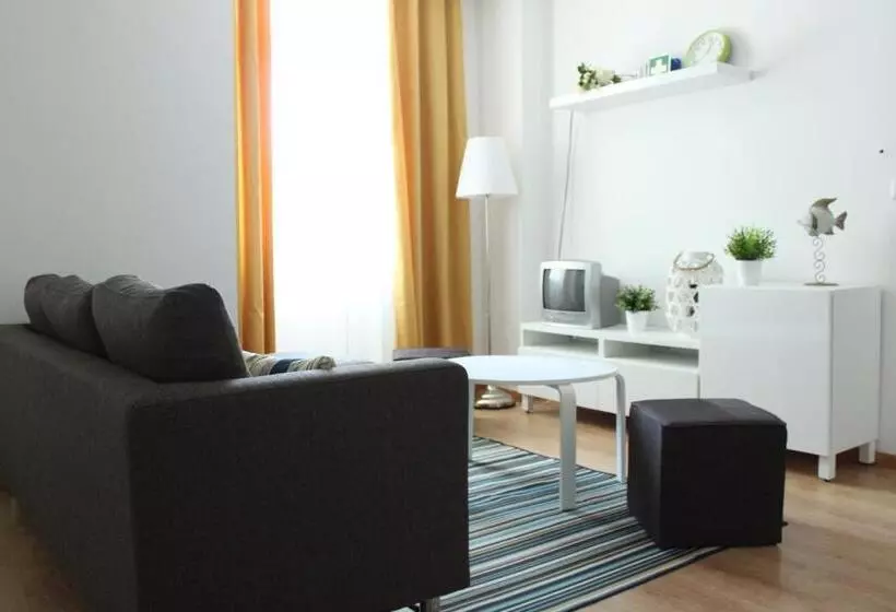 Hostelli Aveiro White House