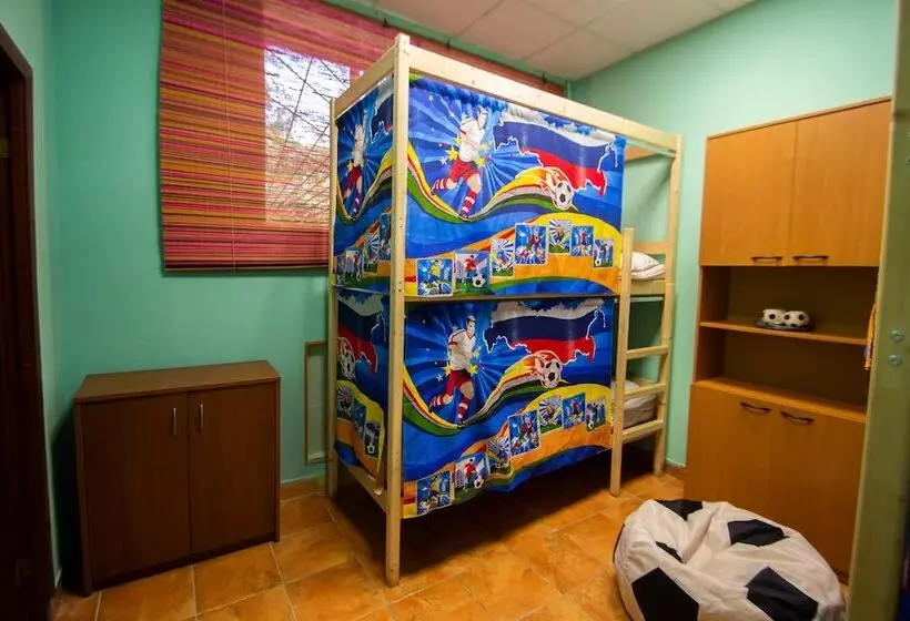 Hostel Champion
