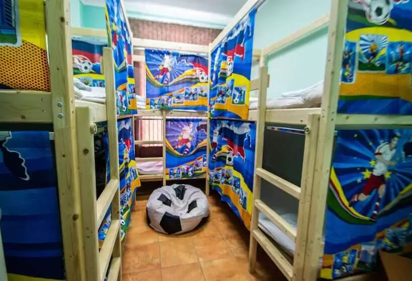 Hostel Champion