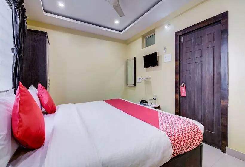 Hotelli Amrut Executive By Oyo Rooms