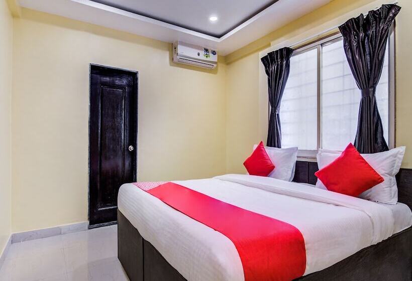 Hotel Amrut Executive By Oyo Rooms