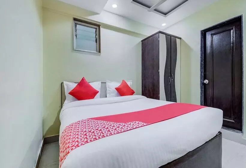 Hotelli Amrut Executive By Oyo Rooms