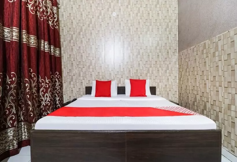 Hotelli Arora By Oyo Rooms