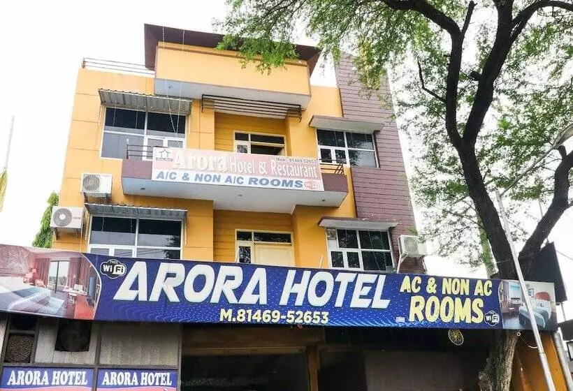 Hotelli Arora By Oyo Rooms