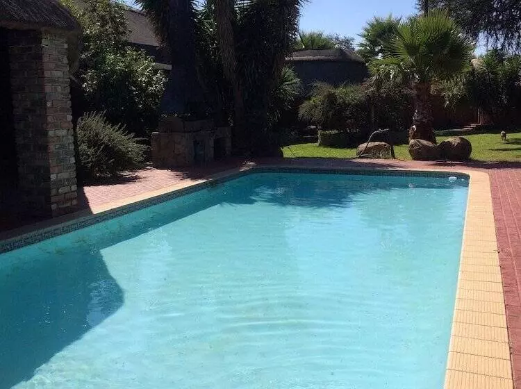 ホテル Boskoppie Lion & Tiger Reserve