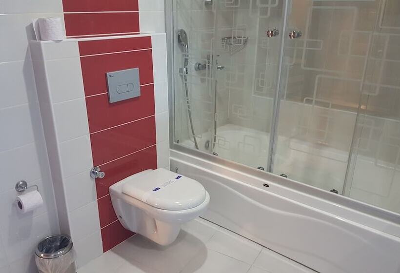 בית מלון כפרי Cakici