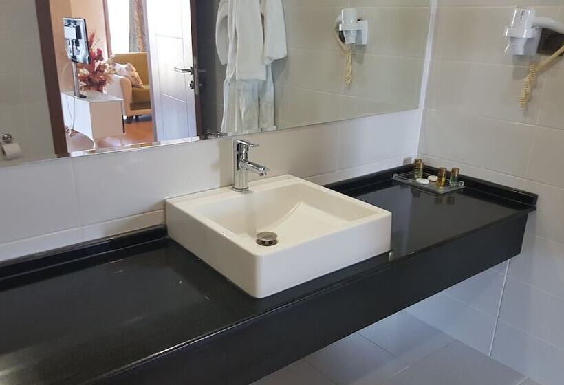 בית מלון כפרי Cakici