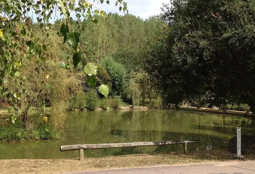 Hotelli Camping Le Repaire   Les Chalets