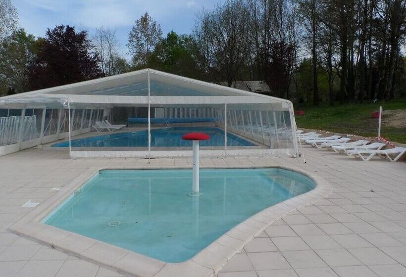 فندق Camping Le Repaire Les Chalets