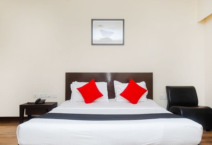 Отель Capital O 35403 Discover Resorts