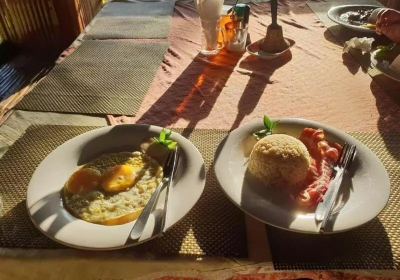 ホテル Coconut Garden Island Resort