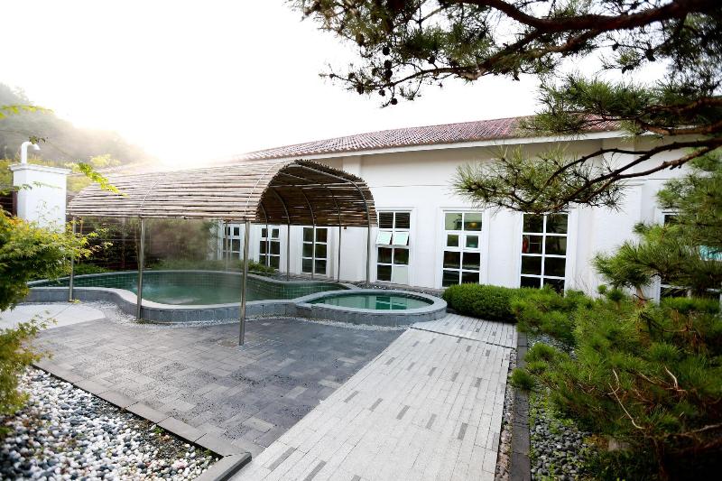 Hotel Damyang Spa And Tourist