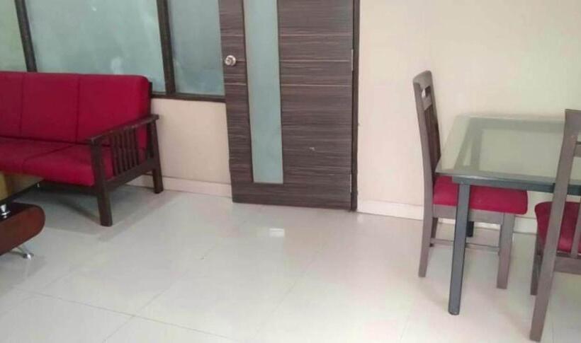 فندق Iroomz Hoysala Residency