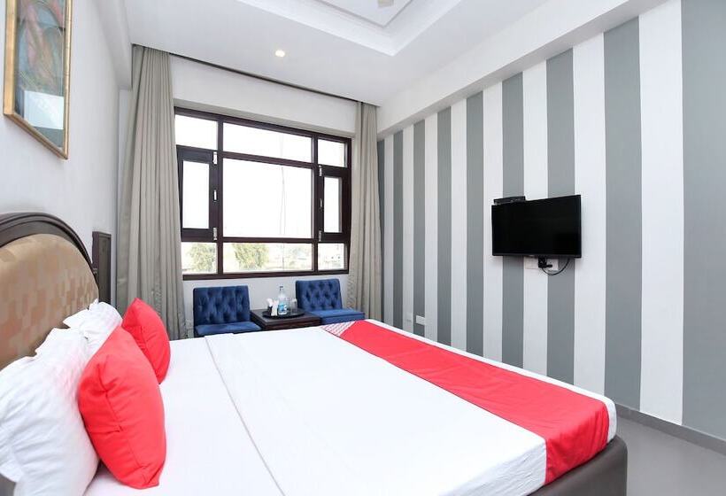 ホテル Jane Royale By Oyo Rooms